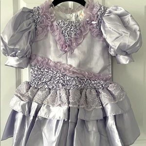 Cute, toddler lavender dress+ 3 Headbands